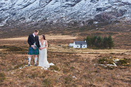 White Cottage Glencoe with Bride and Groom